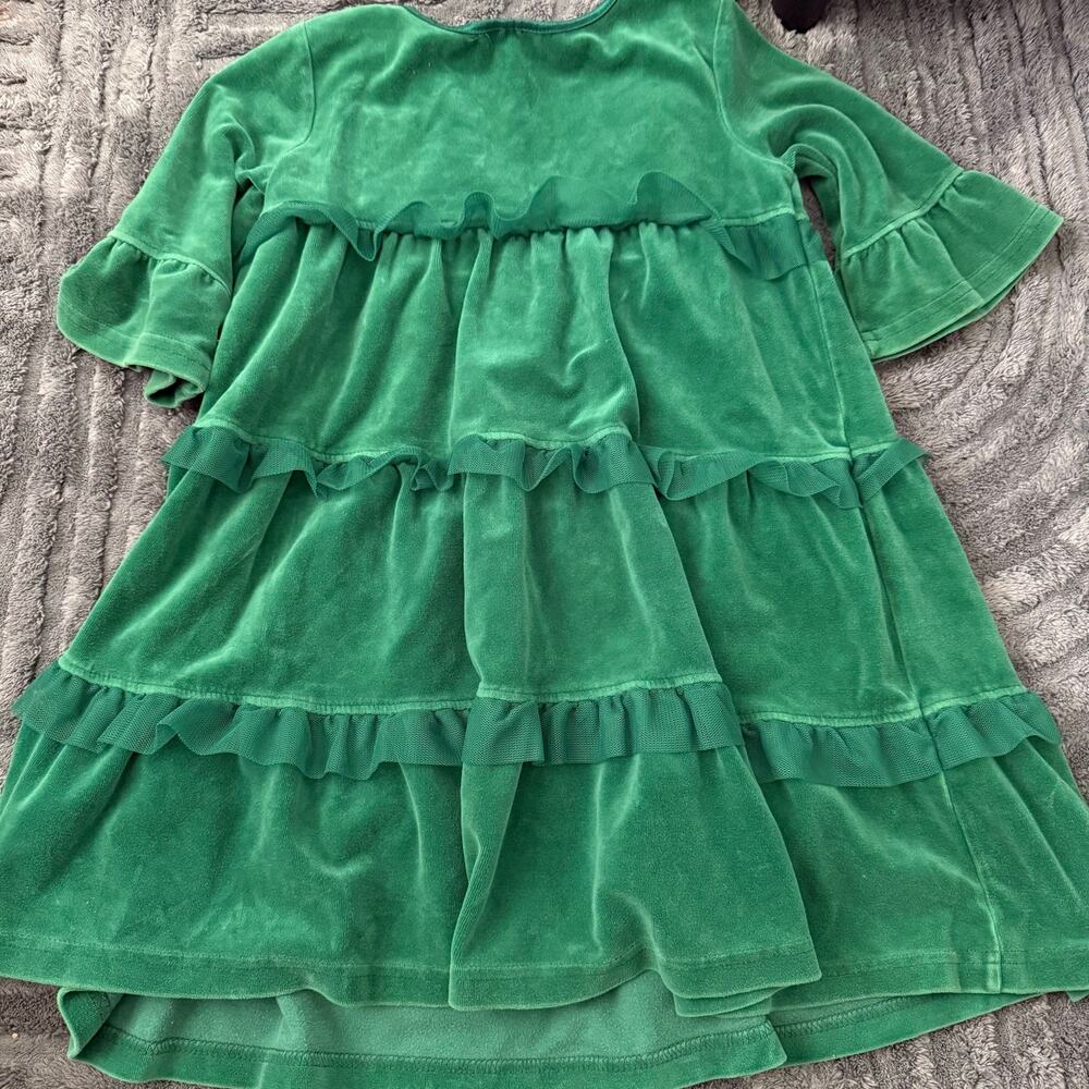 Hanna Andersson | Green Tiered Short Sleeve Dress Christmas Holiday Velvet - Picture 3 of 7